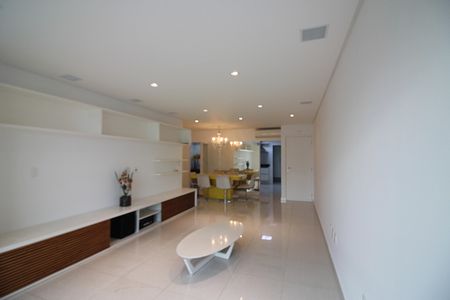 Apartamento à venda com 150m², 3 quartos e 4 vagasSala