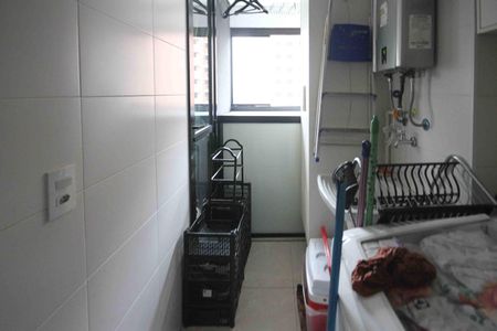 Apartamento à venda com 79m², 3 quartos e 1 vagaÁrea de Serviço