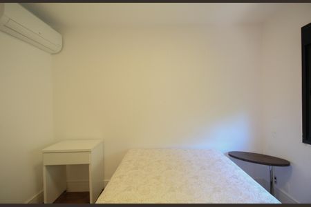 Apartamento à venda com 242m², 4 quartos e 4 vagasQuarto 4