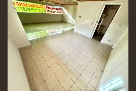 Apartamento à venda com 137m², 3 quartos e 2 vagas Apartamento à venda com 137m², 3 quartos e 2 vagasSala