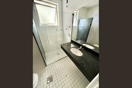 Apartamento à venda com 137m², 3 quartos e 2 vagas Apartamento à venda com 137m², 3 quartos e 2 vagasBanheiro Social