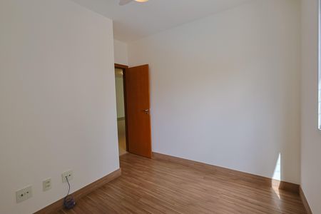 Apartamento à venda com 147m², 4 quartos e 3 vagas Apartamento à venda com 147m², 4 quartos e 3 vagasQuarto 2