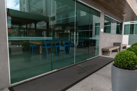 Apartamento à venda com 147m², 4 quartos e 3 vagas Apartamento à venda com 147m², 4 quartos e 3 vagasÁrea comum