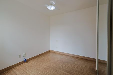 Apartamento à venda com 147m², 4 quartos e 3 vagas Apartamento à venda com 147m², 4 quartos e 3 vagasQuarto 3 - Suíte