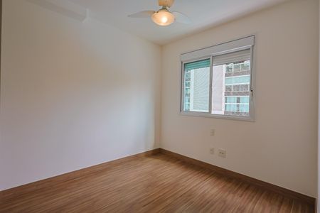 Apartamento à venda com 147m², 4 quartos e 3 vagas Apartamento à venda com 147m², 4 quartos e 3 vagasQuarto 1