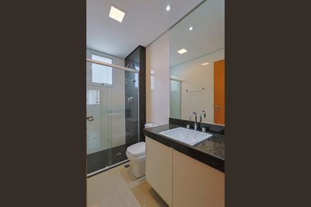 Apartamento à venda com 147m², 4 quartos e 3 vagas Apartamento à venda com 147m², 4 quartos e 3 vagasBanheiro da Suíte 2