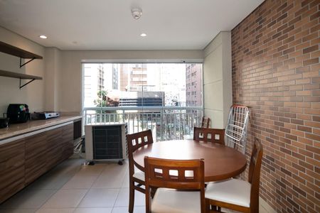 Apartamento para alugar com 64m², 2 quartos e 1 vaga Apartamento para alugar com 64m², 2 quartos e 1 vagaVaranda