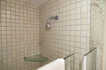 Apartamento para alugar com 64m², 2 quartos e 1 vaga Apartamento para alugar com 64m², 2 quartos e 1 vagaBanheiro do Quarto 2