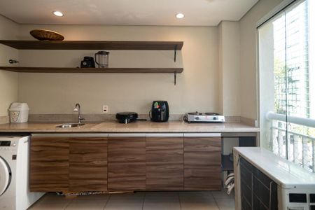 Apartamento para alugar com 64m², 2 quartos e 1 vaga Apartamento para alugar com 64m², 2 quartos e 1 vagaVaranda