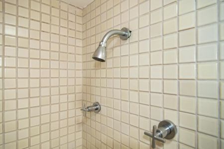 Apartamento para alugar com 64m², 2 quartos e 1 vaga Apartamento para alugar com 64m², 2 quartos e 1 vagaBanheiro