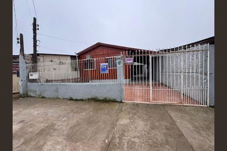Casa à venda com 80m², 2 quartos e 3 vagas Casa à venda com 80m², 2 quartos e 3 vagasFachada
