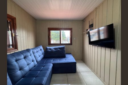 Casa à venda com 80m², 2 quartos e 3 vagas Casa à venda com 80m², 2 quartos e 3 vagasSala