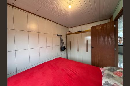Casa à venda com 80m², 2 quartos e 3 vagas Casa à venda com 80m², 2 quartos e 3 vagasQuarto