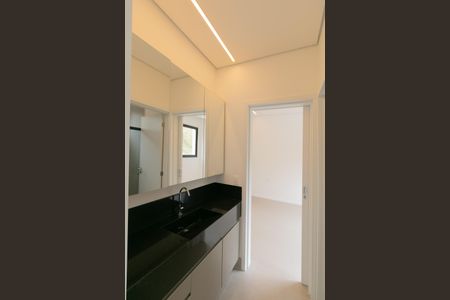 Casa de condomínio à venda com 208m², 3 quartos e 2 vagas Casa de condomínio à venda com 208m², 3 quartos e 2 vagasBanheiro da Suíte 2