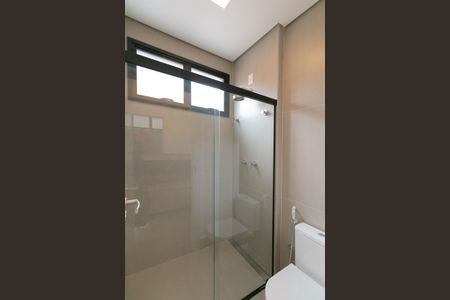 Casa de condomínio à venda com 208m², 3 quartos e 2 vagas Casa de condomínio à venda com 208m², 3 quartos e 2 vagasBanheiro da Suíte 2