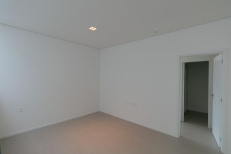 Casa de condomínio à venda com 208m², 3 quartos e 2 vagas Casa de condomínio à venda com 208m², 3 quartos e 2 vagasSala 2