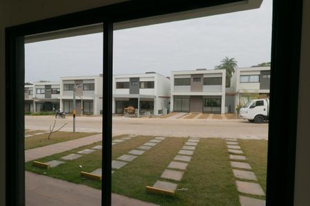Casa de condomínio à venda com 208m², 3 quartos e 2 vagas Casa de condomínio à venda com 208m², 3 quartos e 2 vagasVista da Sala