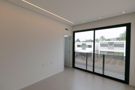 Casa de condomínio à venda com 208m², 3 quartos e 2 vagas Casa de condomínio à venda com 208m², 3 quartos e 2 vagasSuíte