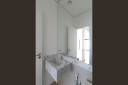 Casa de condomínio à venda com 208m², 3 quartos e 2 vagas Casa de condomínio à venda com 208m², 3 quartos e 2 vagasBanheiro Social