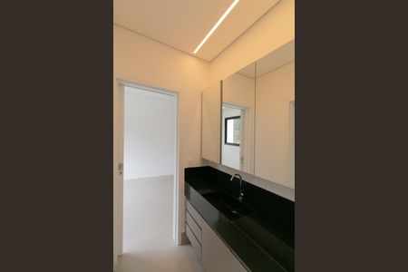 Casa de condomínio à venda com 208m², 3 quartos e 2 vagas Casa de condomínio à venda com 208m², 3 quartos e 2 vagasBanheiro da Suíte 2