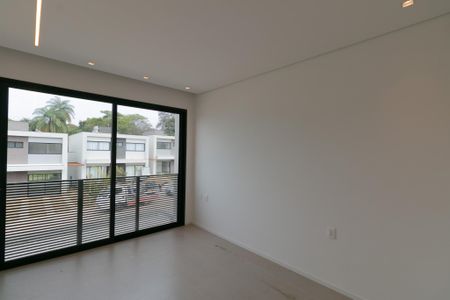 Casa de condomínio à venda com 208m², 3 quartos e 2 vagas Casa de condomínio à venda com 208m², 3 quartos e 2 vagasSuíte