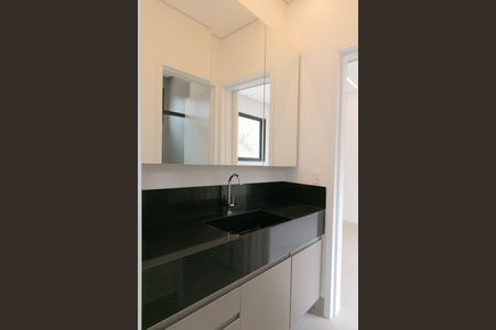 Casa de condomínio à venda com 208m², 3 quartos e 2 vagas Casa de condomínio à venda com 208m², 3 quartos e 2 vagasBanheiro da Suíte 2