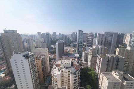 Apartamento à venda com 152m², 3 quartos e 2 vagasVista da Suíte 2