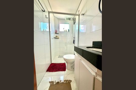 Apartamento para alugar com 90m², 2 quartos e 2 vagasBanheiro Social