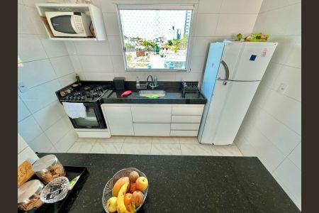 Apartamento para alugar com 90m², 2 quartos e 2 vagasCozinha