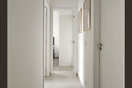 Apartamento à venda com 41m², 2 quartos e sem vaga Apartamento à venda com 41m², 2 quartos e sem vagaCorredor