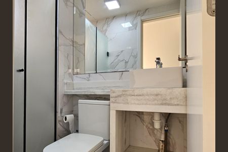 Apartamento à venda com 41m², 2 quartos e sem vaga Apartamento à venda com 41m², 2 quartos e sem vagaBanheiro