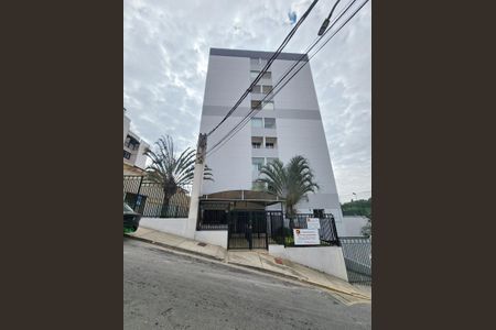 Apartamento à venda com 75m², 3 quartos e 2 vagas Apartamento à venda com 75m², 3 quartos e 2 vagasFachada