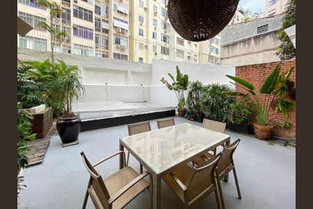 Apartamento à venda com 144m², 3 quartos e 1 vaga