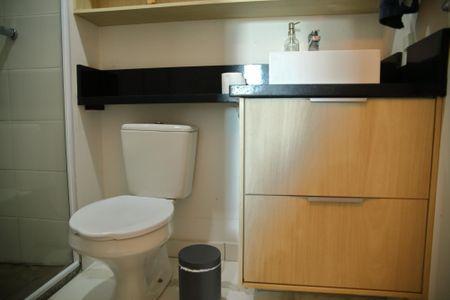 Apartamento à venda com 45m², 1 quarto e 1 vagaBanheiro /Suíte 