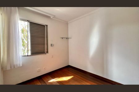 Apartamento à venda com 115m², 3 quartos e 2 vagas Apartamento à venda com 115m², 3 quartos e 2 vagasQuarto