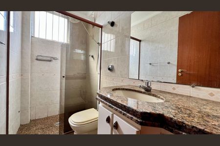 Apartamento à venda com 115m², 3 quartos e 2 vagas Apartamento à venda com 115m², 3 quartos e 2 vagasBanheiro Social