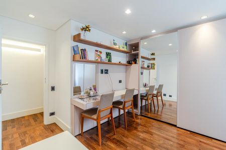 Apartamento à venda com 140m², 3 quartos e 1 vagaQuarto 2