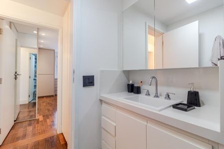 Apartamento à venda com 140m², 3 quartos e 1 vagaBanheiro Social