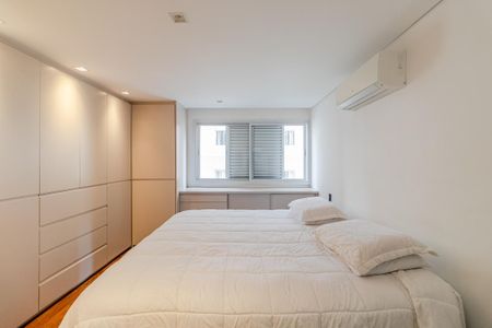 Apartamento à venda com 140m², 3 quartos e 1 vagaSuíte