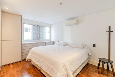 Apartamento à venda com 140m², 3 quartos e 1 vagaSuíte