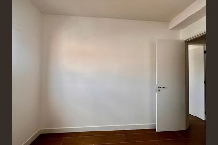 Apartamento à venda com 105m², 3 quartos e 2 vagas Apartamento à venda com 105m², 3 quartos e 2 vagasSuíte 3