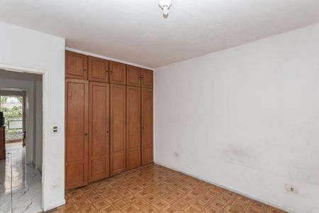 Casa à venda com 180m², 4 quartos e 8 vagasQuarto 1