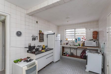 Casa à venda com 180m², 4 quartos e 8 vagasCozinha