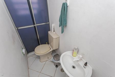 Casa à venda com 180m², 4 quartos e 8 vagasBanheiro