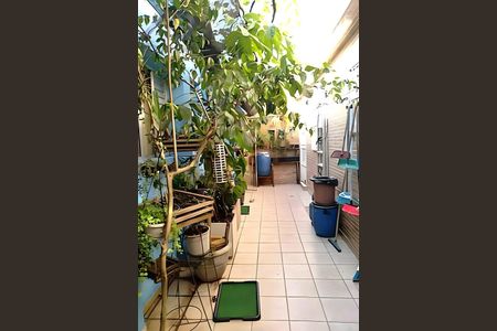 Casa à venda com 210m², 5 quartos e 2 vagas