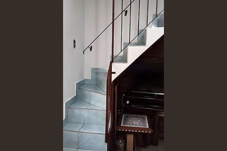 Casa à venda com 210m², 5 quartos e 2 vagas
