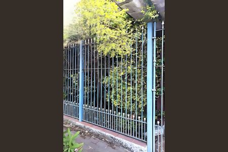 Casa à venda com 185m², 5 quartos e 2 vagas