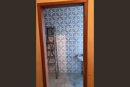 Casa à venda com 185m², 5 quartos e 2 vagas