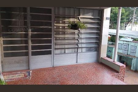 Casa à venda com 153m², 3 quartos e 2 vagas