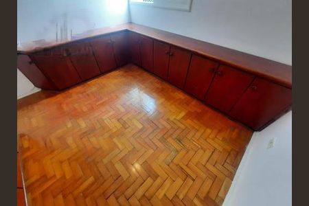 Apartamento à venda com 75m², 2 quartos e 1 vaga
